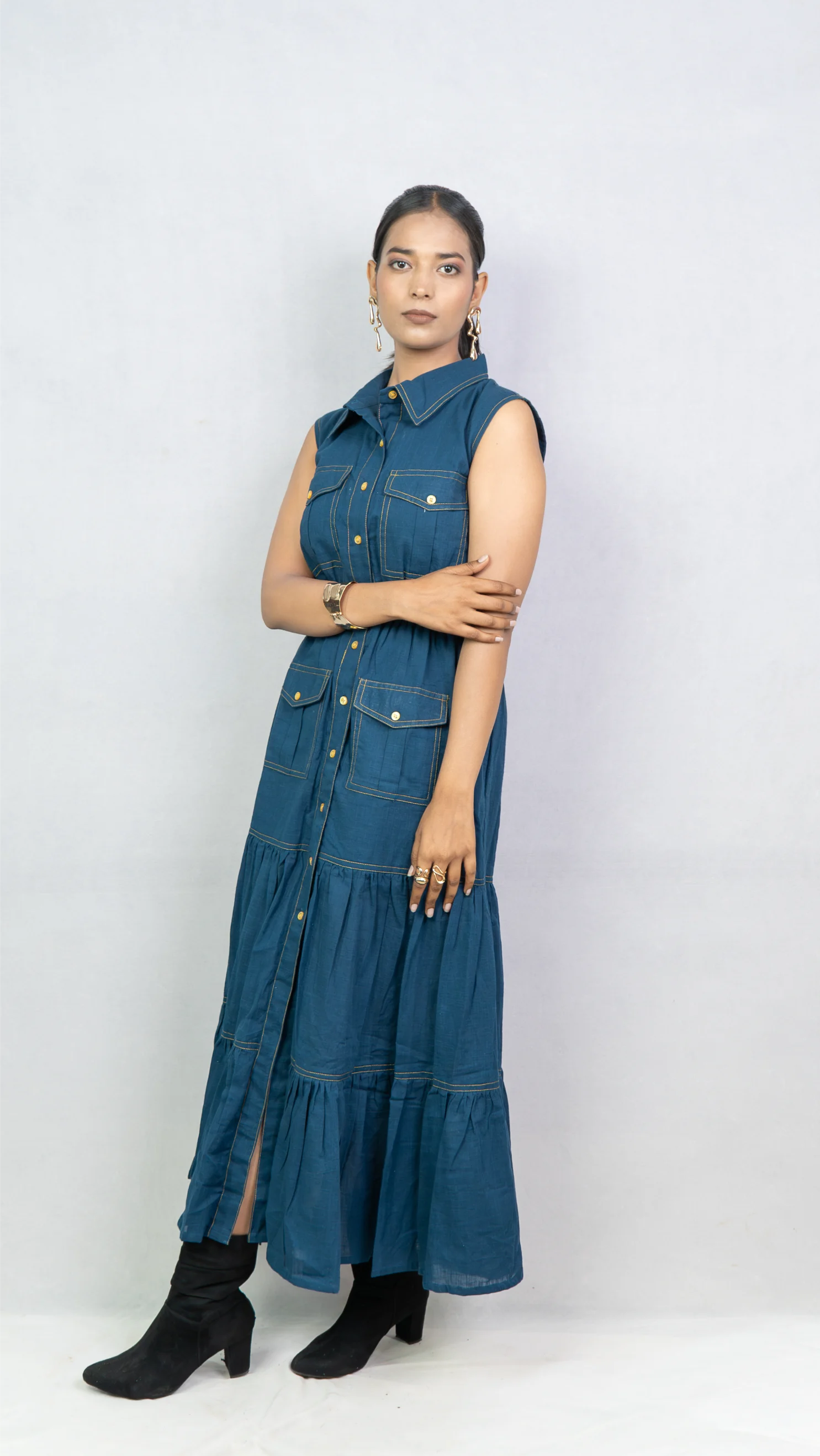 Sleeveless blue collared tier shirt maxi dress